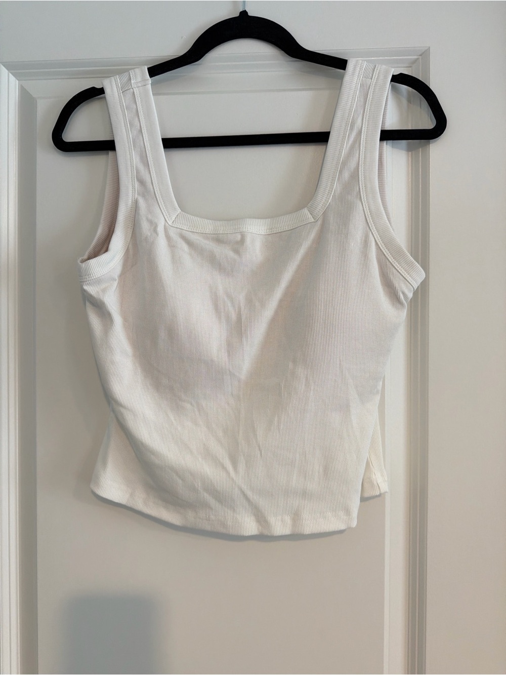 OGL White Ribbed Tank Top Built-In Bra Size Medium Crop Stretchy